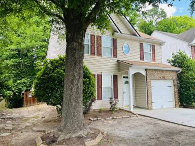 Main picture of 4014 Carisbrook Dr