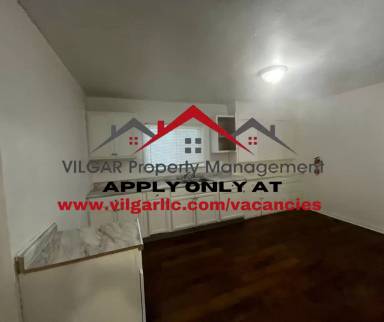 Main picture of 3934 Adams St
