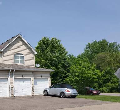 Main picture of 1200 DuPont Ln N