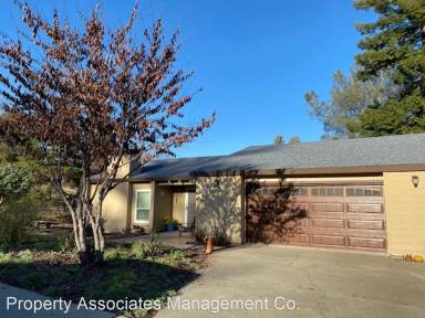 Main picture of 190 Timberline Ln