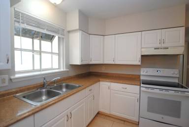 Main picture of 2211 Monteau Dr