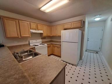 Main picture of 7985 Stonebrook Dr