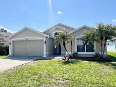 Main picture of 8045 Bracken Ln