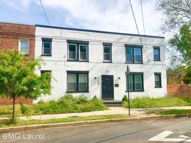 Main picture of 3520 Ely Pl SE