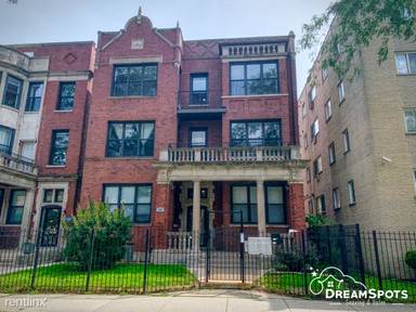 Main picture of 4715 S Michigan Ave