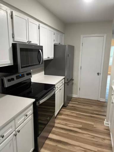 Main picture of 1023 Hunters Trce