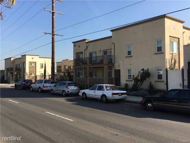 Main picture of 440 E Sepulveda Blvd