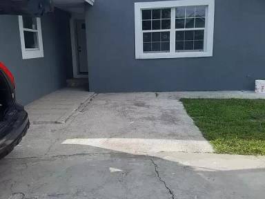 Main picture of 3607 W Anderson Ave