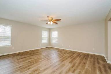 Main picture of 6439 Kelsey Dr