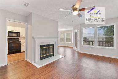 Main picture of 6804 Willowbrook Dr