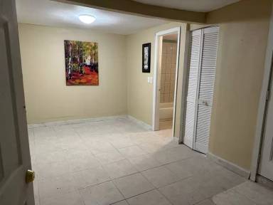 Main picture of 4717 Town N Country Blvd