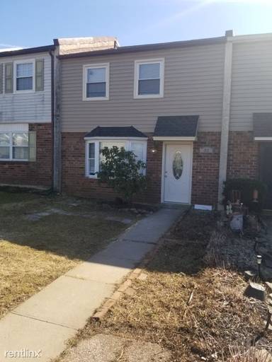 Main picture of 32 S Linda Ct