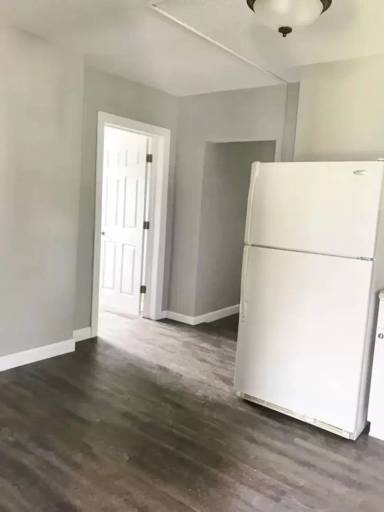 Main picture of 1800 Loomis St