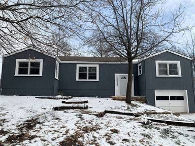Main picture of 8495 Peoria St