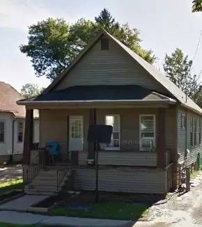 Main picture of 915 S Oakland Ave