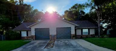 Main picture of 215 Fernwood St
