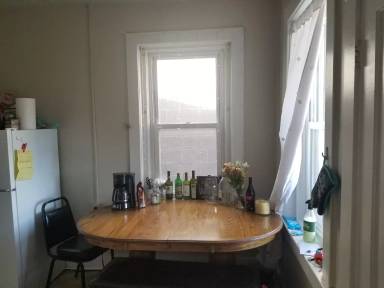 Main picture of 210 E Main St
