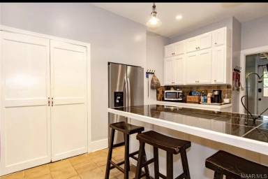 Main picture of 1474 Watson Ave