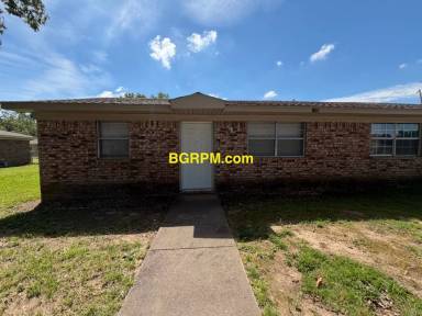 Main picture of S.James,Gina,Whitt Duplexes