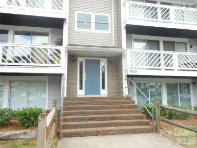 Main picture of 9329 Old Concord Rd