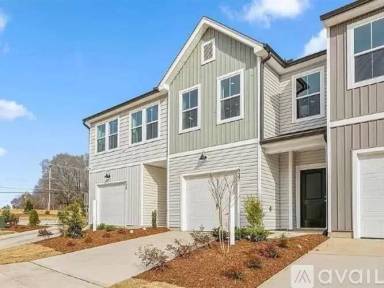 Main picture of 894 Falls Grove Trl