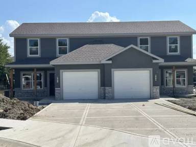 Main picture of 900 Pampas Cir
