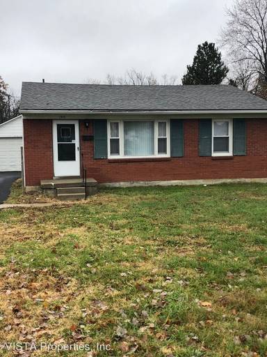 Main picture of 2404 Thomas Ave