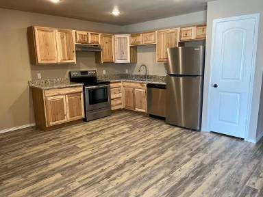 Main picture of 2425 N Avenue N