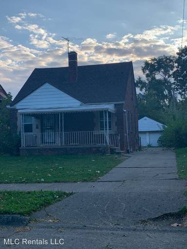 Main picture of 20258 Joann St