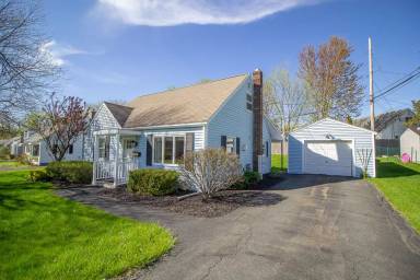 Main picture of 7 David Rd