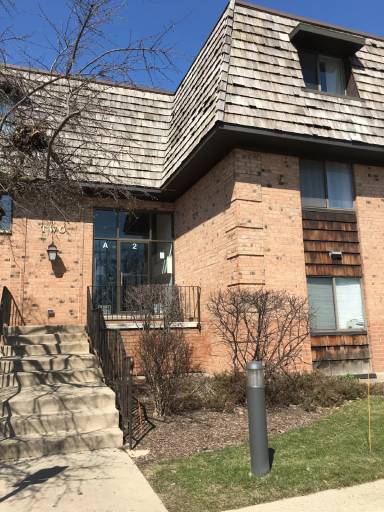 Main picture of 5 Oak Creek Dr