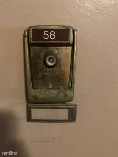 Main picture of 1875 Lee Hwy