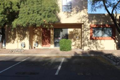 Main picture of 613 S Kacee Ave