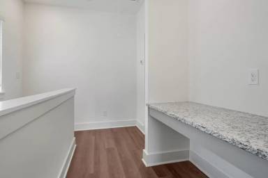 Main picture of 108 Huntley Dr