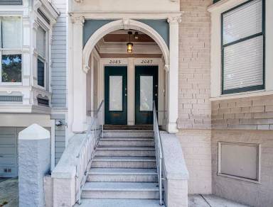 Main picture of 2087 Golden Gate Ave