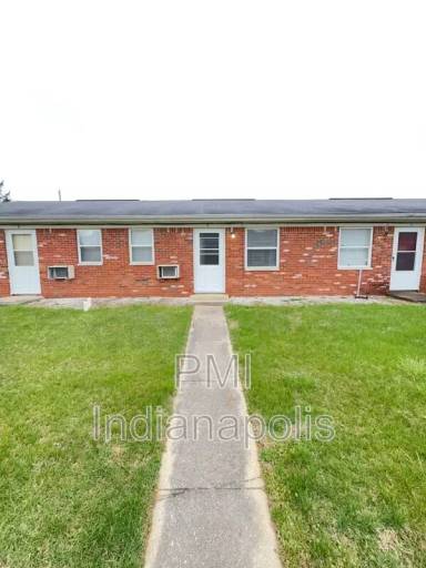 Main picture of 122 W William Dr