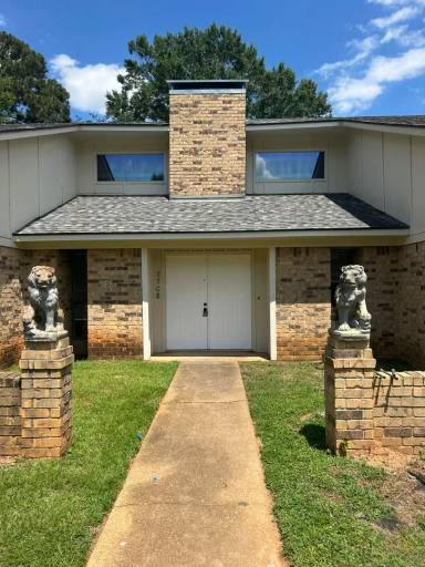 Main picture of 2708 Northridge Dr