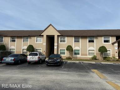 Main picture of 240 Spring Dr