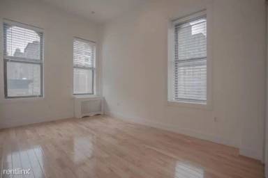 Main picture of 165 Lexington Ave