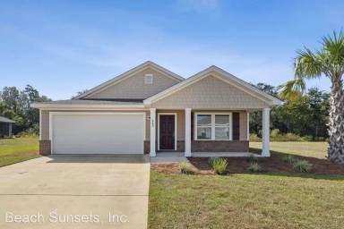 Main picture of 680 Whispering Creek Ave