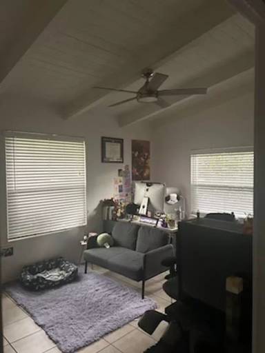 Main picture of 108 SW 26th St