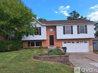 Main picture of 377 Aaron Dr