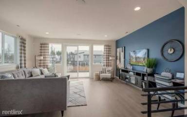 Main picture of 19408 36th Ave SE