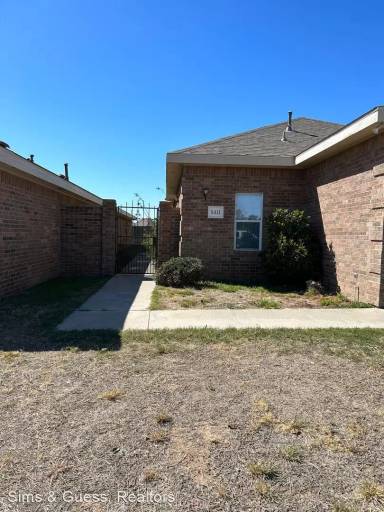 Main picture of 5411 Wimberley St