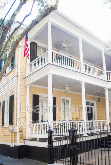 Main picture of 123 Wentworth St