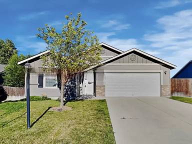 Main picture of 20148 Lolo Ave