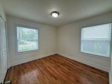 Main picture of 542 Cherry Ln
