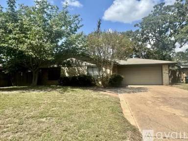 Main picture of 1004 Crestwood Dr