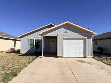 Main picture of 2211 E Main St