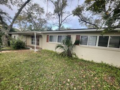 Main picture of 1703 Stuart Ave